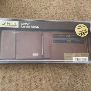 Amity leather identifier billfold